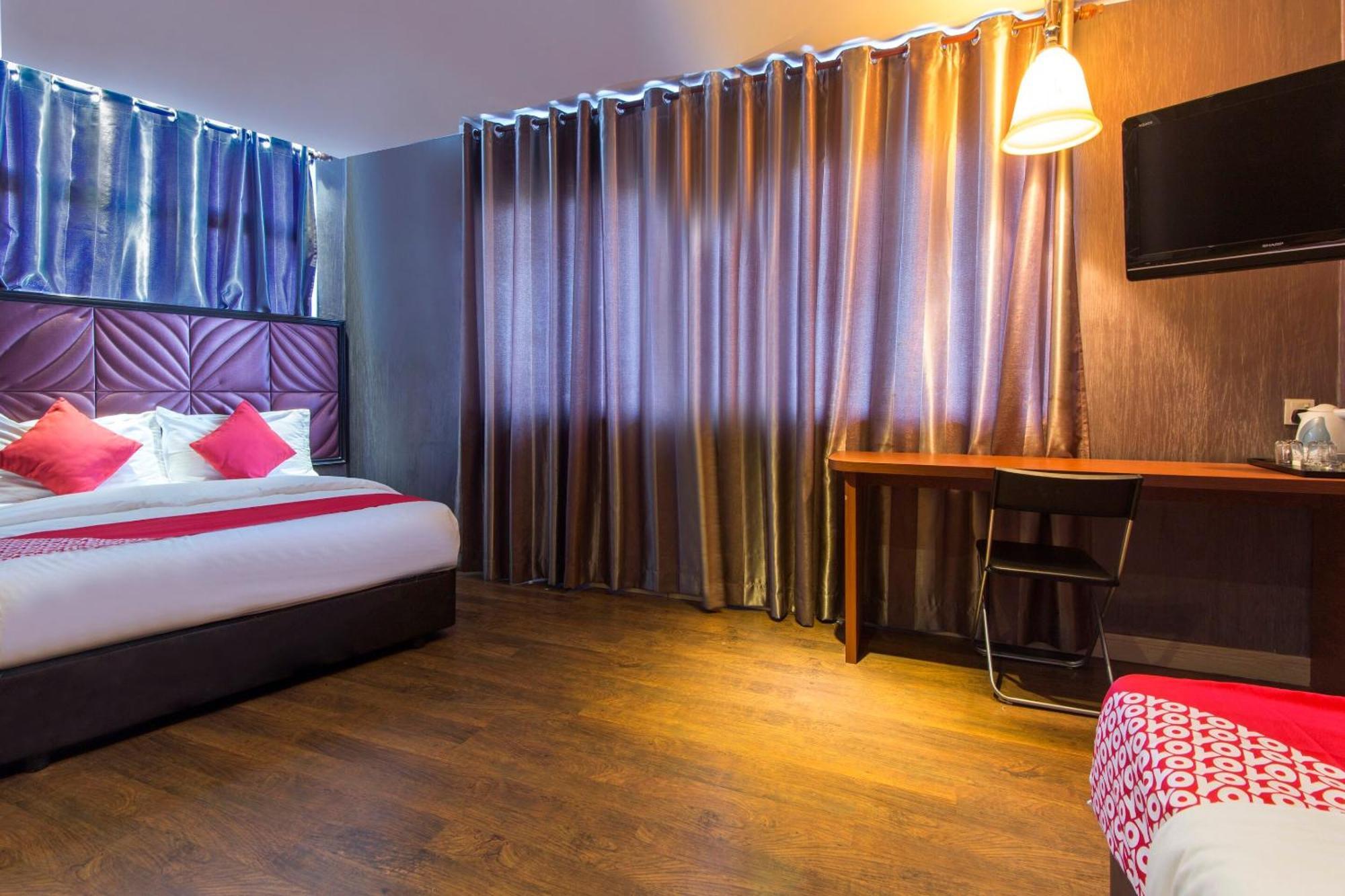 Oyo 90894 Hotel Smc I-City Shah Alam Esterno foto